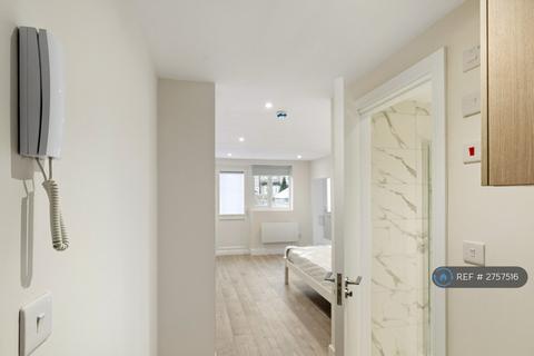 undefined, Hedge Place Road, Greenhithe, DA9