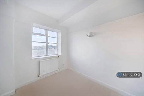 2 bedroom flat to rent, Winchester Court, London, W8
