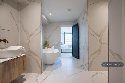 3 bedroom penthouse to rent, Great George Street, Leeds, LS1