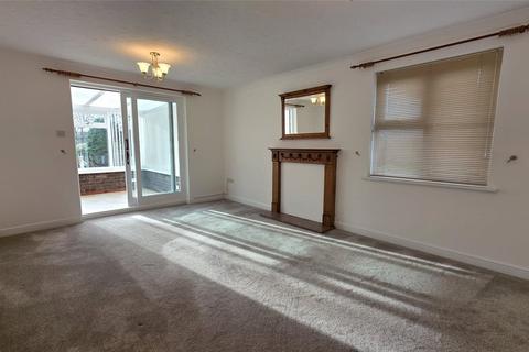 2 bedroom bungalow to rent, Green Fleet Drive, Lowestoft NR32