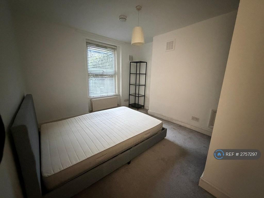 Double Bed 2