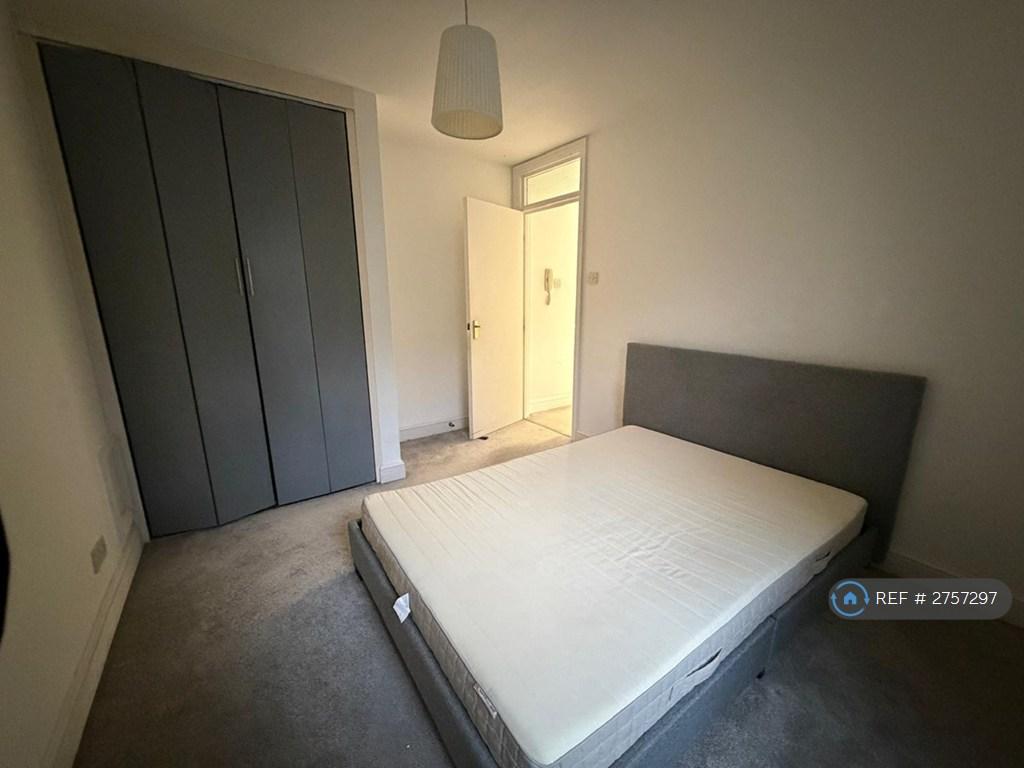 Double Bed 3