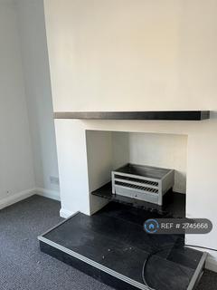 2 bedroom flat to rent, St Hillary, Leigh On Sea, SS9