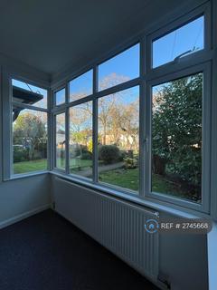 2 bedroom flat to rent, St Hillary, Leigh On Sea, SS9