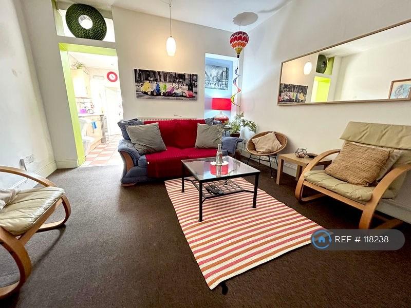 Shared Lounge