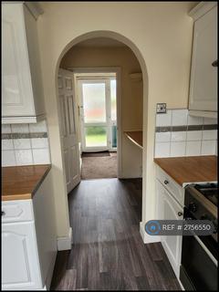 3 bedroom terraced house to rent, Fisher Close, Crawley, RH10