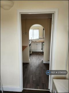 3 bedroom terraced house to rent, Fisher Close, Crawley, RH10