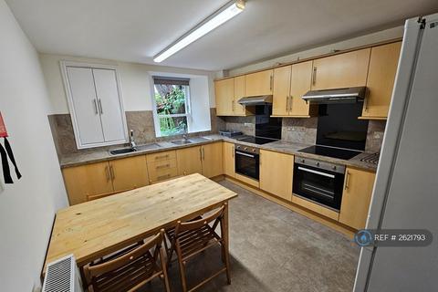 1 bedroom in a flat share to rent, West End Park Street, Glasgow, G3
