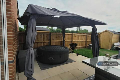 3 bedroom detached house to rent, Rosebud Way, Doncaster, DN9