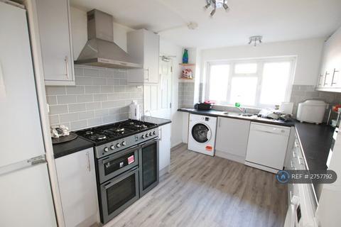 undefined, Prince Of Wales Avenue, Reading, RG30