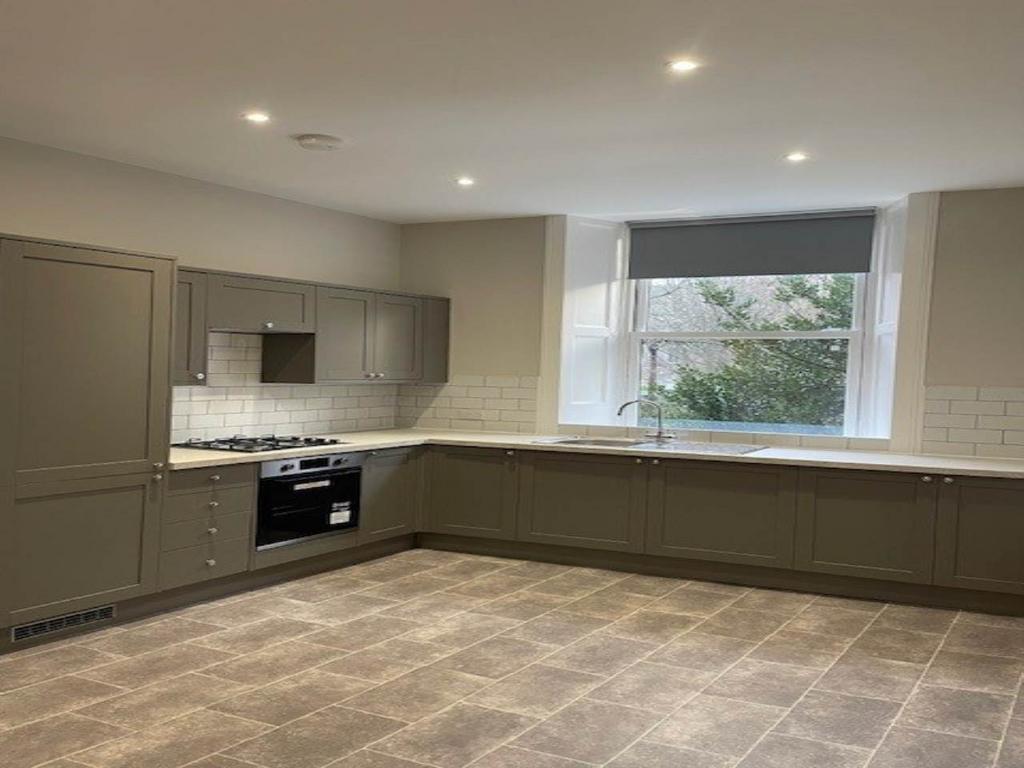 New kitchen 2