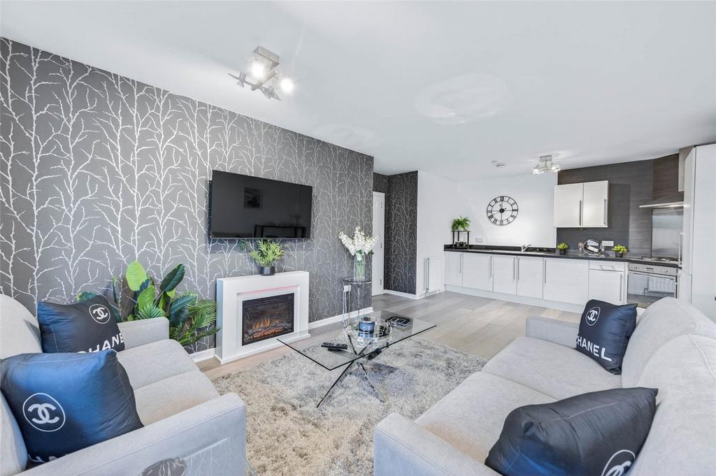 Broadshade Drive