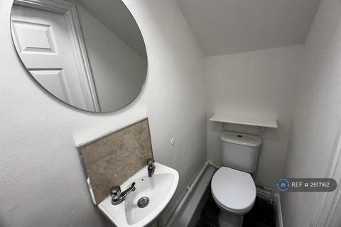 undefined, Nursery Mount, Leeds, LS10