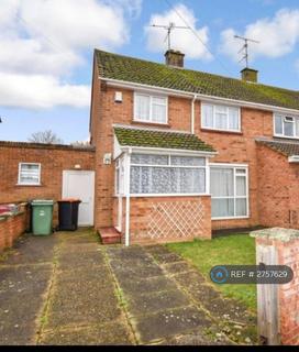 5 bedroom semi-detached house to rent, Birchs Close, Hockliffe, Leighton Buzzard, LU7