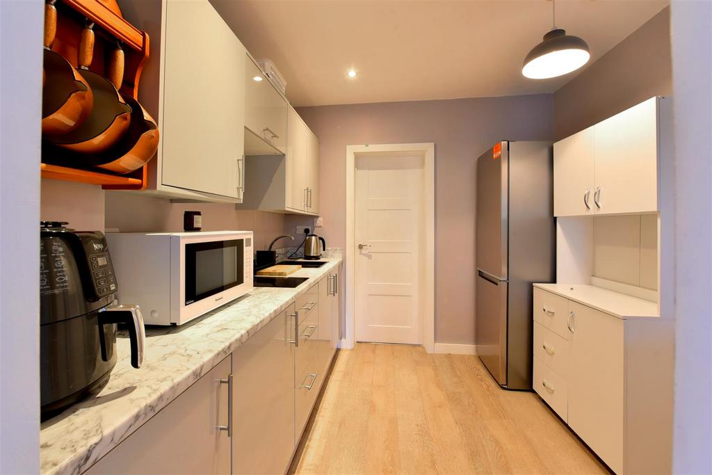 Annex kitchen