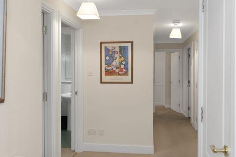 2 bedroom flat for sale, 27/6 Cammo Crescent, Edinburgh, EH4 8DZ