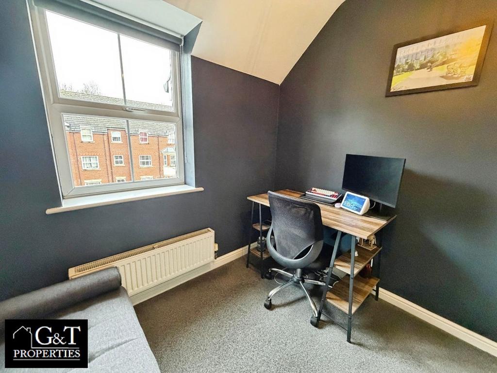 Second bedroom