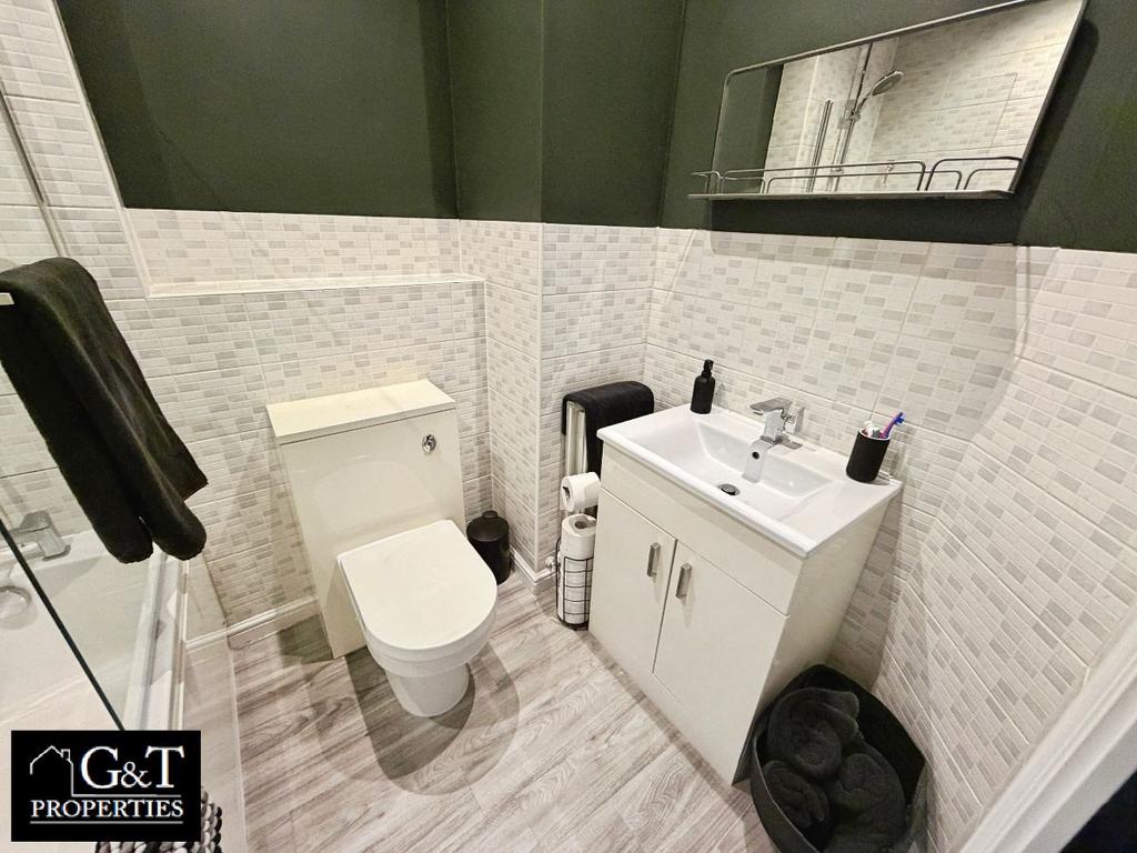 Family bathroom