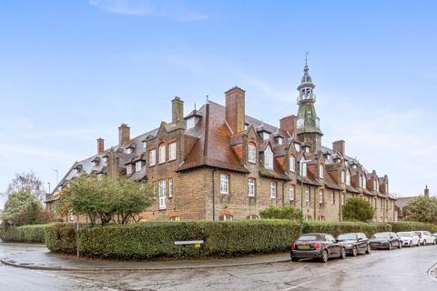 2 bedroom apartment for sale, Syresham Gardens, The Priory Syresham Gardens, RH16
