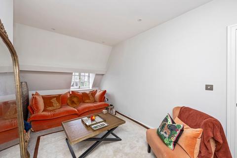 2 bedroom apartment for sale, Syresham Gardens, The Priory Syresham Gardens, RH16