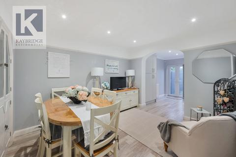 4 bedroom semi-detached house for sale, Rosedale Road, Epsom, KT17