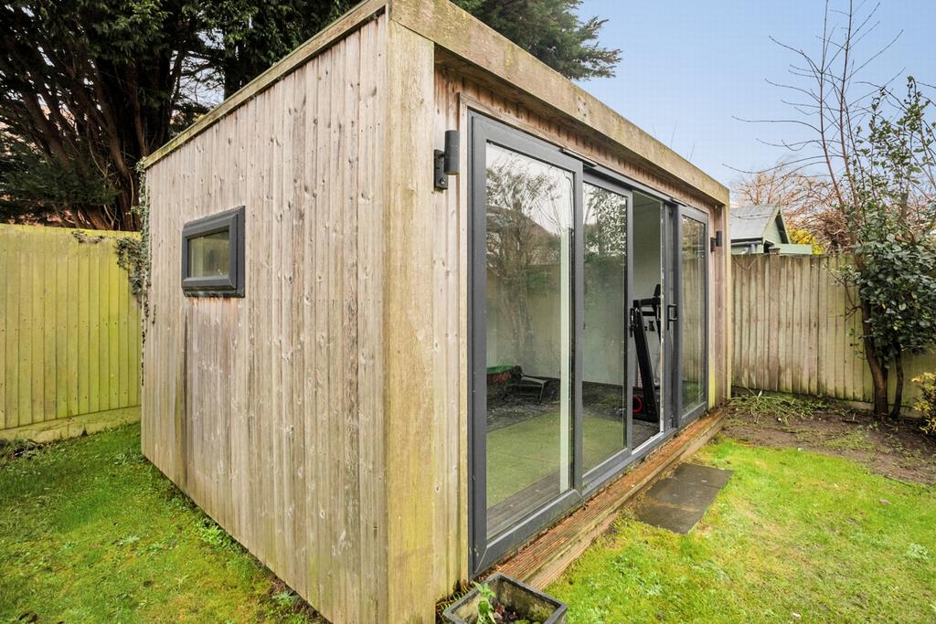 Garden studio
