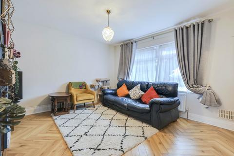 3 bedroom terraced house for sale, Sussex Avenue, Horsforth, Leeds, West Yorkshire, LS18