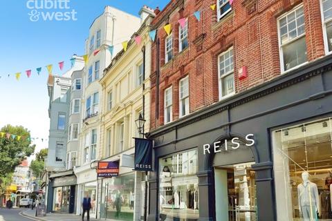 2 bedroom apartment to rent, AVAILABLE IMMEDIATELY, East Street, BN1