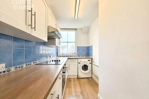 2 bedroom apartment to rent, AVAILABLE IMMEDIATELY, East Street, BN1