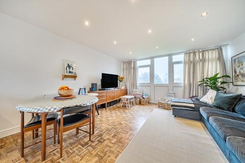 3 bedroom maisonette for sale, Tarnwood Park, Mottingham