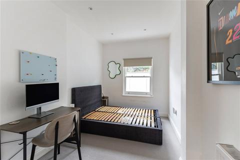 3 bedroom apartment to rent, Victoria Rise,, London, SW4