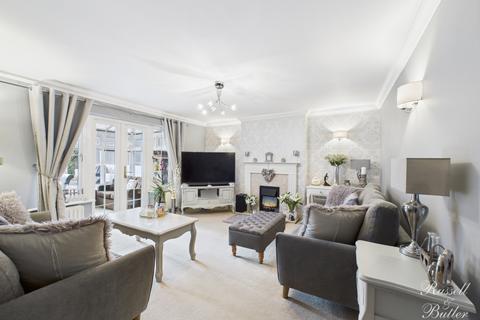 undefined, Aris Way, Buckingham, Buckinghamshire, MK18