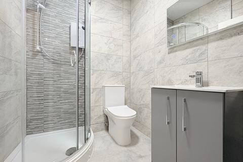 2 bedroom flat to rent, Seaview Road, Wallasey, Wirral