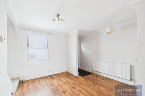 2 bedroom end of terrace house for sale, Rosehill Street, Cheltenham