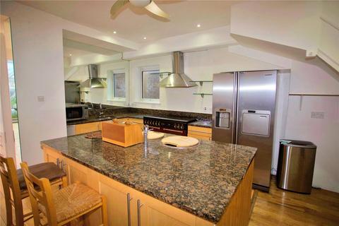 undefined, Hedge Lane, London, N13
