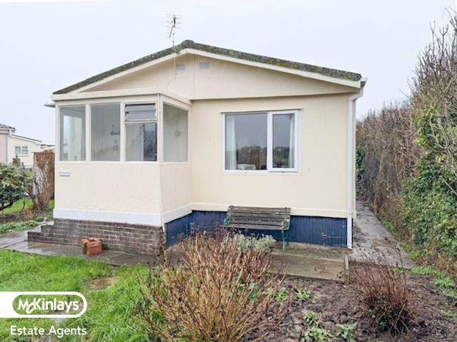 2 Bedroom Park Home for Sale