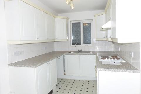 2 bedroom ground floor flat to rent, Amherst Road, Bexhill On Sea, TN40