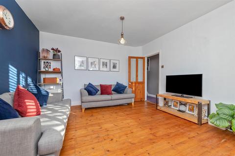 undefined, Kings Road, Bedford MK45