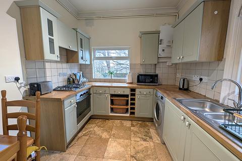2 bedroom flat to rent, Mount Road, Hendon, London, NW4