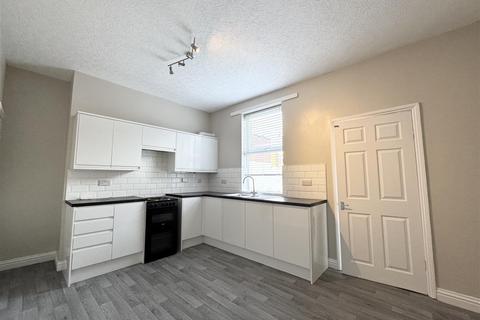 2 bedroom terraced house to rent, Cartmell Terrace, Darlington