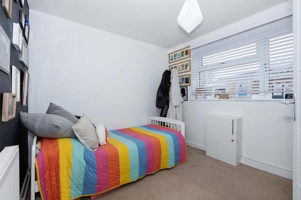Manor Close 14.jpg