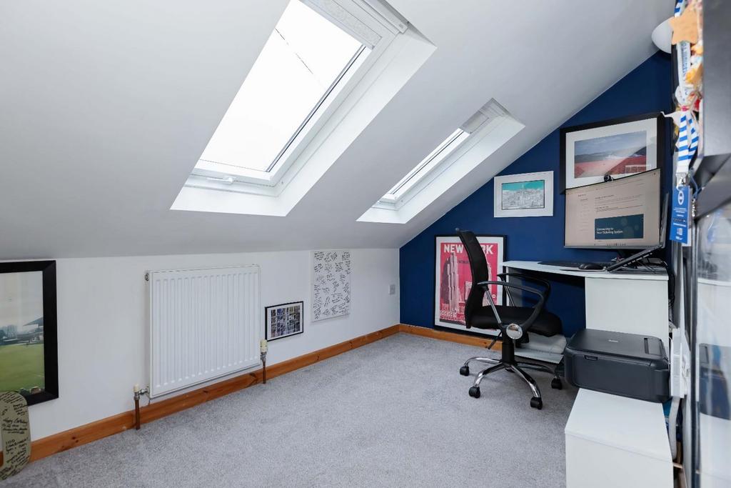 Manor Close 7.2.jpg