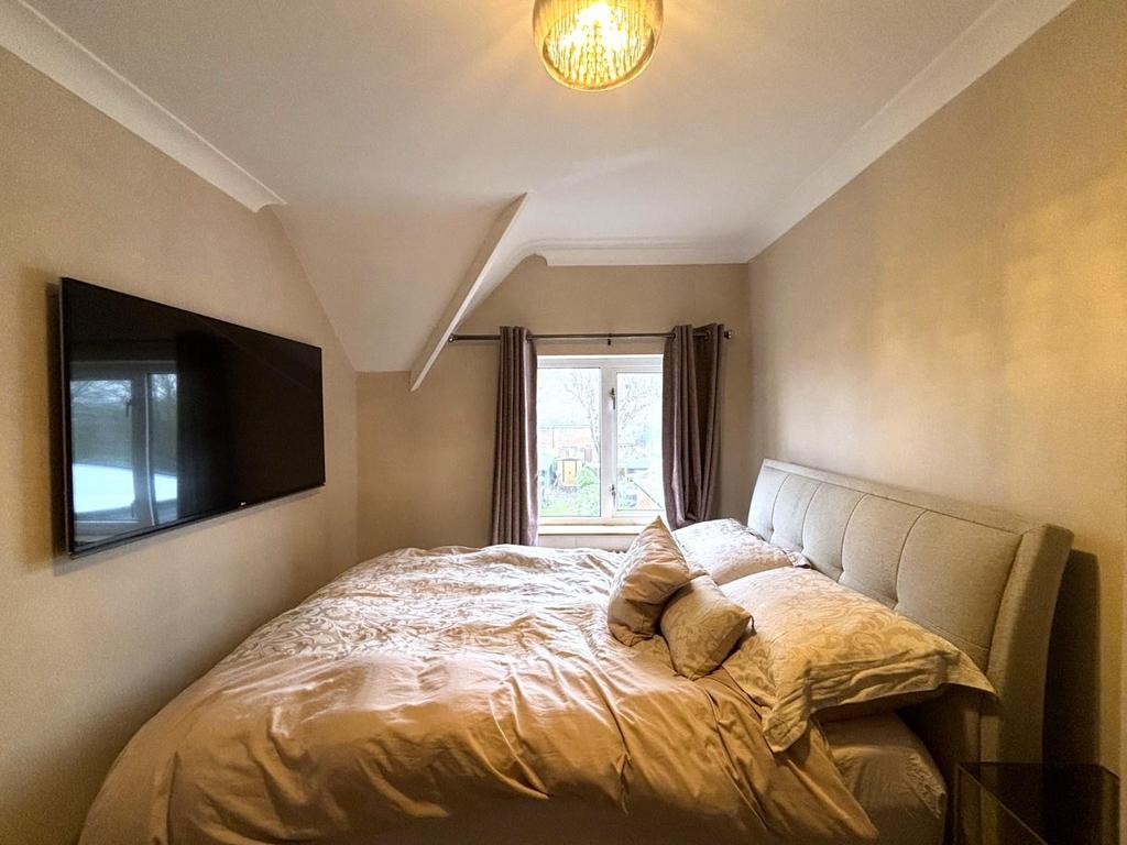 Bedroom 2 1.jpeg