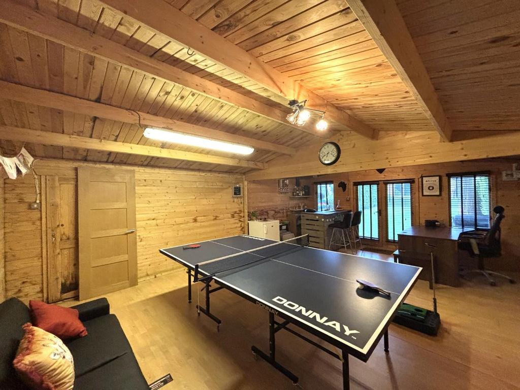 Summer House 1.jpeg