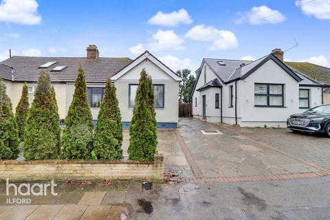 2 bedroom semi-detached bungalow for sale, Aldborough Road South, Ilford