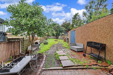2 bedroom semi-detached bungalow for sale, Aldborough Road South, Ilford