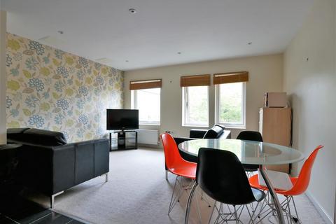 2 bedroom apartment for sale, Olympian Court, Hull Road