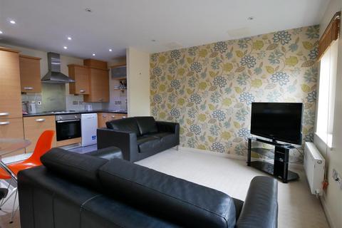 2 bedroom apartment for sale, Olympian Court, Hull Road