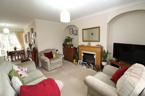 3 bedroom semi-detached house for sale, Herbert Close, Leicester LE8