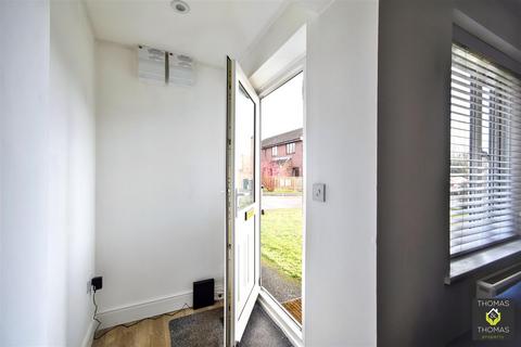 undefined, Alders green, Longlevens